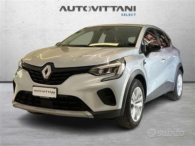 Usata Renault Captur Equilibre 145 CV (106 kW) 2024 Grigio SUV