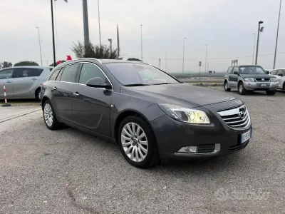 Usata Opel Insignia Cosmo 160 CV (117 kW) 2010 Other Station wagon