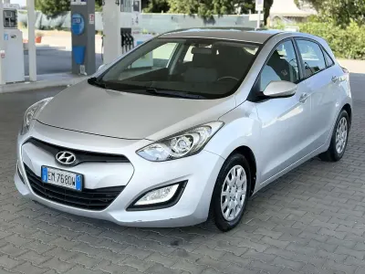 Usata Hyundai i30 Comfort 110 CV (80 kW) 2012 Other Berlina