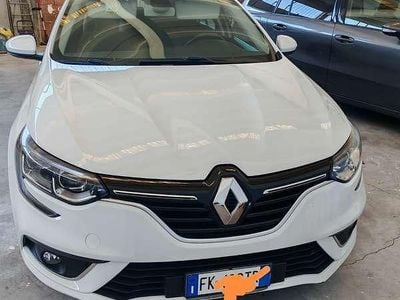 Usata Renault Mégane IV Zen 110 CV (80 kW) 2017 Bianco Station wagon