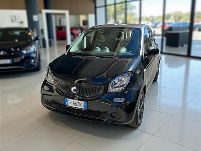 Usata Smart ForFour 71 CV (52 kW) 2018 Nero Utilitaria