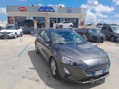 Usata Ford Focus Titanium 120 CV (88 kW) 2020 Grigio Berlina