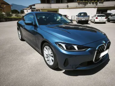Usata BMW 420 Coupé 184 CV (135 kW) 2024 Blu/azzurro Coupé