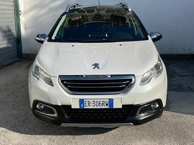 Usata Peugeot 2008 Allure 115 CV (84 kW) 2013 Bianco SUV