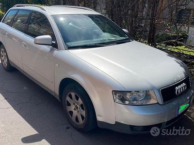 Käytetty Audi A4 131 HP (96 kW) 2004 Harmaa Farmari