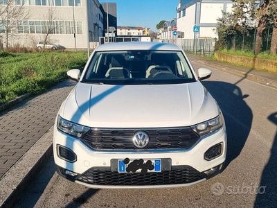 Usata VW T-Roc 150 CV (110 kW) 2019 Bianco SUV