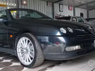 Begagnad Alfa Romeo Spider Lusso 192 HK (141 kW) 1995 Cab