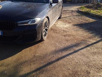 Usado BMW 530 M Sport 249 HP (183 kW) 2020 Azul Carrinha