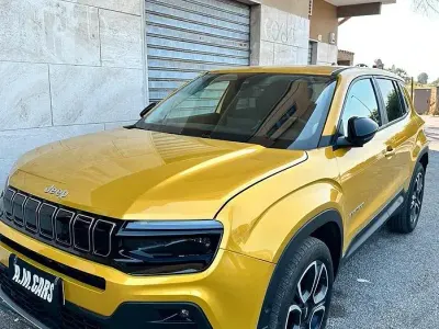 Usata Jeep Avenger Summit 101 CV (74 kW) 2025 Giallo SUV