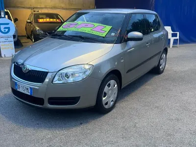 Begagnad Skoda Fabia 69 HK (50 kW) 2008 Sedan
