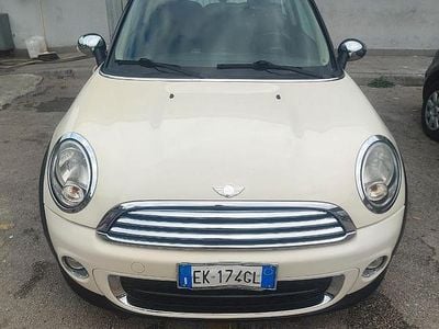 Usata Mini Cooper 90 CV (66 kW) 2011 Giallo Utilitaria