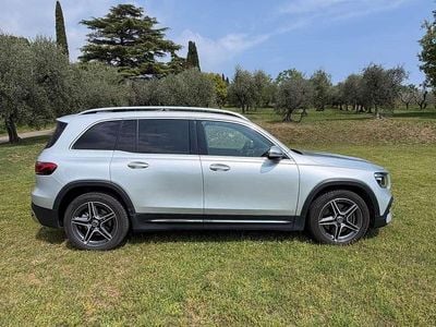 Usata Mercedes GLB220 AMG Line Premium 190 CV (139 kW) 2023 Argento SUV