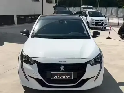 Usata Peugeot 208 75 CV (55 kW) 2021 Bianco Utilitaria