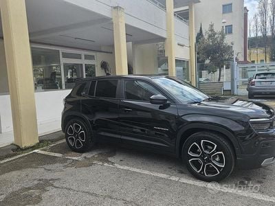Usata Jeep Avenger Summit 101 CV (74 kW) 2025 Nero SUV