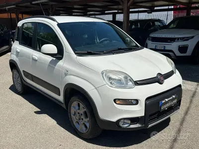 Second-hand Fiat Panda 4x4 75 CP (55 kW) 2012 Alb Hatchback