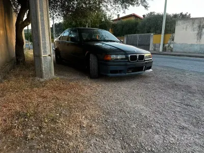 Usata BMW 325 116 CV (85 kW) 1992 Nero Berlina