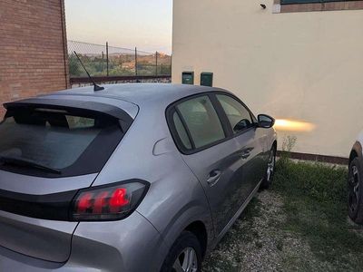 Usata 2019 Peugeot 208 Allure Utilitaria | 13.000 € (Buon prezzo)