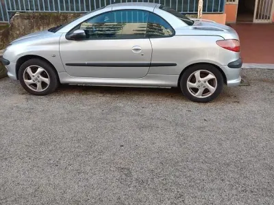 Usata Peugeot 206 CC 2002 Cabrio