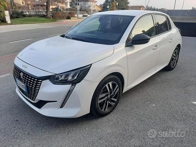 Usata Peugeot 208 Allure 75 CV (55 kW) 2021 Bianco Utilitaria