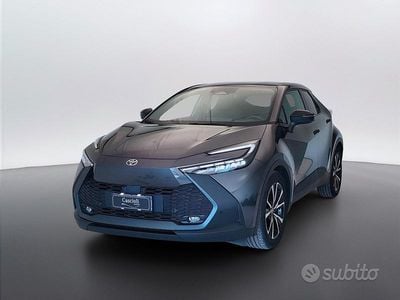 Gebraucht Toyota C-HR Trend 98 PS (72 kW) 2024 Grau SUV