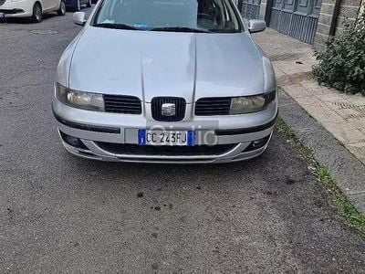 Usata Seat Leon 90 CV (66 kW) 2001 Utilitaria