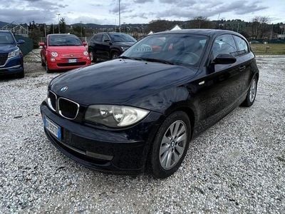 Usata BMW 118 142 CV (104 kW) 2007 Nero Utilitaria