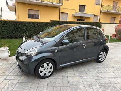 Usata Toyota Aygo 2006 Nero Utilitaria