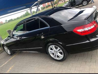 Mercedes E220