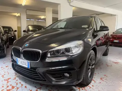 Usata BMW 218 Sport Line 150 CV (110 kW) 2018 Nero Station wagon