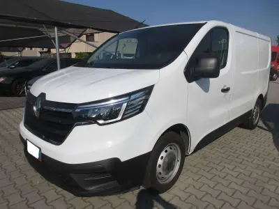 Usata Renault Trafic 110 CV (80 kW) 2022 Bianco Monovolume