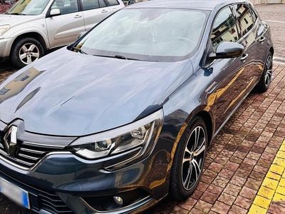 Usata Renault Mégane IV Intens 110 CV (80 kW) 2018 Grigio Berlina