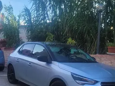Usata Opel Blitz Edition 101 CV (74 kW) 2022 Berlina