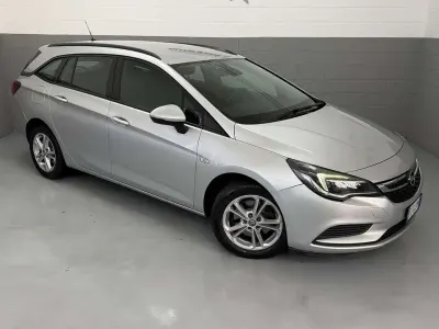 Usata Opel Astra Innovation 110 CV (80 kW) 2016 Other Station wagon