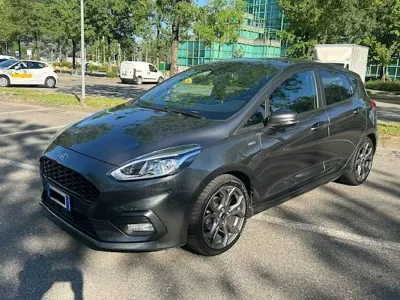 Usata Ford Fiesta ST-Line 86 CV (63 kW) 2019 Grigio Utilitaria