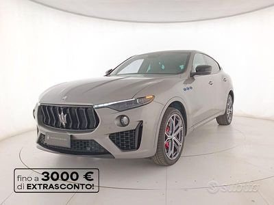 Usata Maserati Levante 330 CV (242 kW) 2021 Grigio SUV