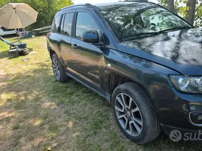 Usata Jeep Compass 163 CV (119 kW) 2013 Bluazzurro SUV