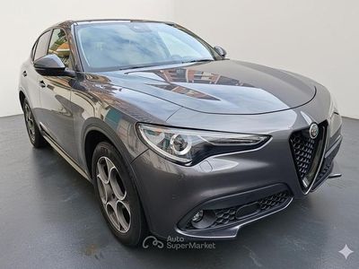 Usata Alfa Romeo Stelvio Sprint 190 CV (139 kW) 2021 Grigio scuro SUV