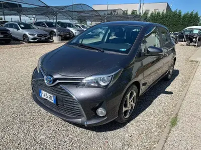 Usata Toyota Yaris Hybrid