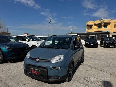 Usata Fiat Panda Cross Cross 69 CV (50 kW) 2021 Blu/azzurro Utilitaria