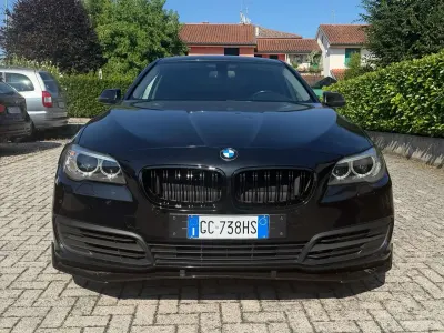 Usata BMW 520 Luxury Line 184 CV (135 kW) 2014 Nero Berlina