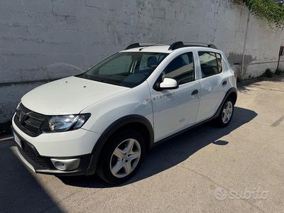 Occasion Dacia Sandero 90 PK (66 kW) 2016 Wit Sedan