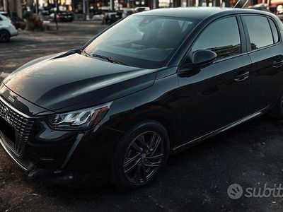 Usata Peugeot 208 75 CV (55 kW) 2022 Nero Utilitaria