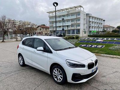 Usata BMW 216 Active Tourer Luxury Line 116 CV (85 kW) 2018 Bianco Monovolume