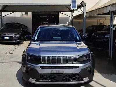 Nuova Jeep Avenger Altitude 100 CV (73 kW) 2025 Grigio SUV