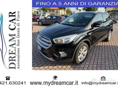 Usata Ford Kuga Titanium 120 CV (88 kW) 2017 Nero SUV
