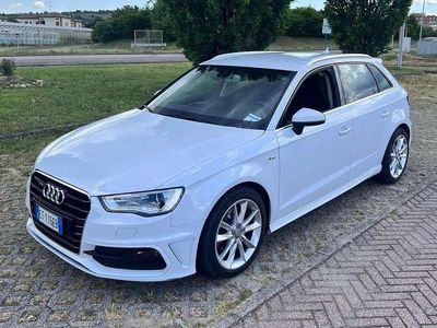 Usado Audi A3 Ambiente 105 CV (77 kW) 2013 Blanco Berlina