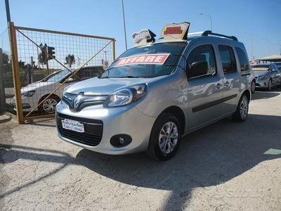 Usata Renault Kangoo 110 CV (80 kW) 2020 Grigio Monovolume