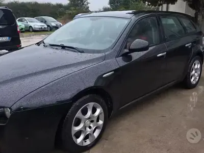 Occasion Alfa Romeo 159 150 ch (110 kW) 2007 Noir Break