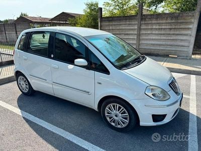 Usata Lancia Musa 2009 Bianco Monovolume