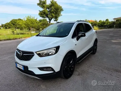 Usata Opel Mokka X 136 CV (100 kW) 2019 Bianco SUV